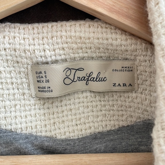 Zara two-tone jacket with zipper detailing on pockets and arm - Picture 3 of 3